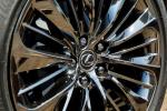 Lexus LS500h AWD 2017 года (NA)